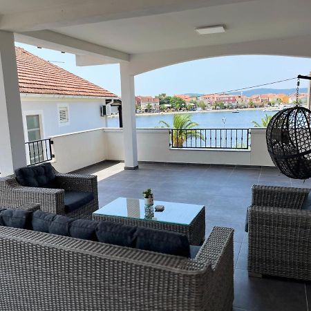 Apartment Leona & Doris บาร์บินเย ภายนอก รูปภาพ
